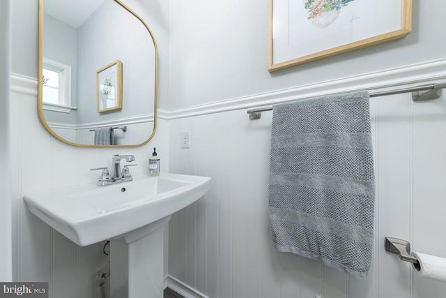 213 SPRING BEAUTY DR, Williamstown, NJ 08094