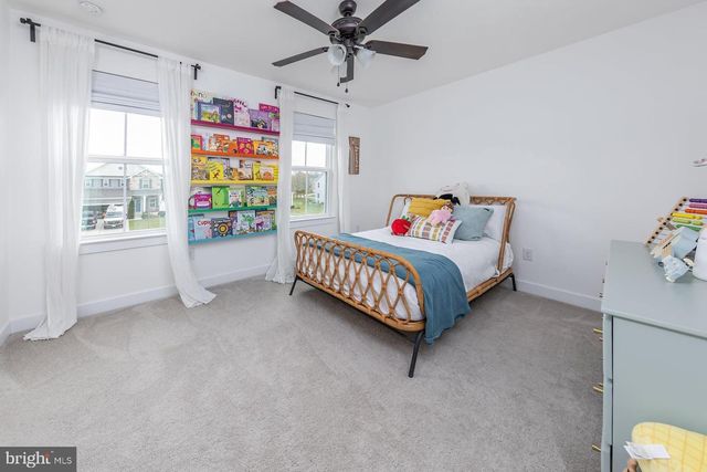 213 SPRING BEAUTY DR, Williamstown, NJ 08094