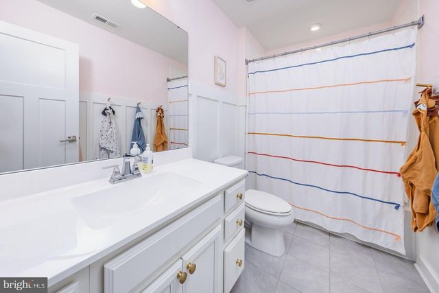 213 SPRING BEAUTY DR, Williamstown, NJ 08094