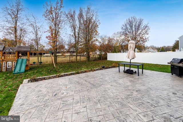 213 SPRING BEAUTY DR, Williamstown, NJ 08094