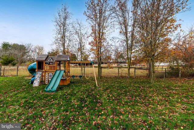 213 SPRING BEAUTY DR, Williamstown, NJ 08094