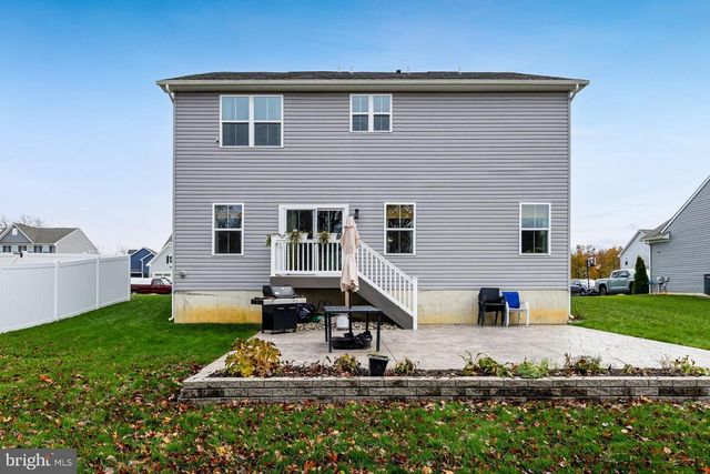 213 SPRING BEAUTY DR, Williamstown, NJ 08094