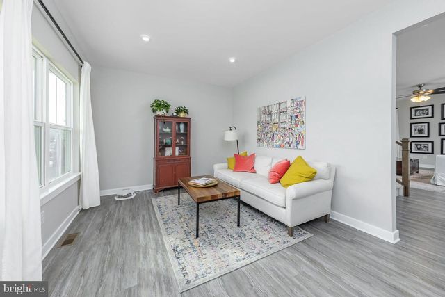 213 SPRING BEAUTY DR, Williamstown, NJ 08094