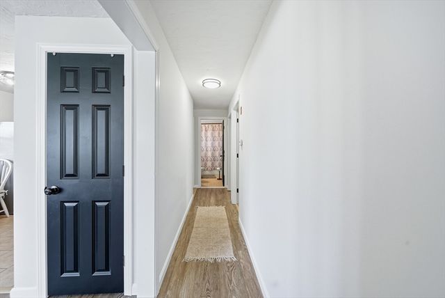 16 Monterey Dr, Leicester, MA 01611