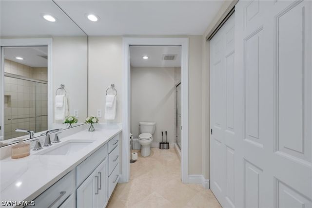 275 Indies WAY 1703, Naples, FL 34110
