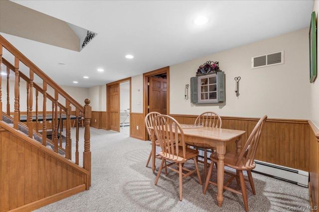 10 Serene Court, Dix Hills, NY 11746