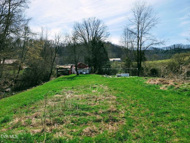 155 Selfe Drive, Clintwood, VA 24228