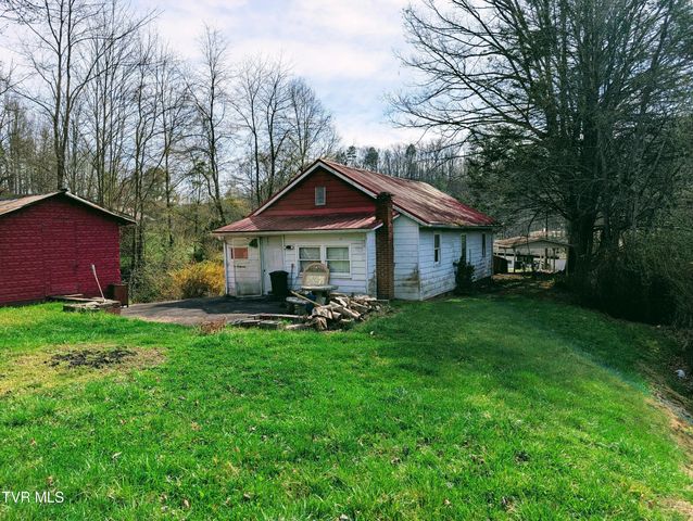 155 Selfe Drive, Clintwood, VA 24228