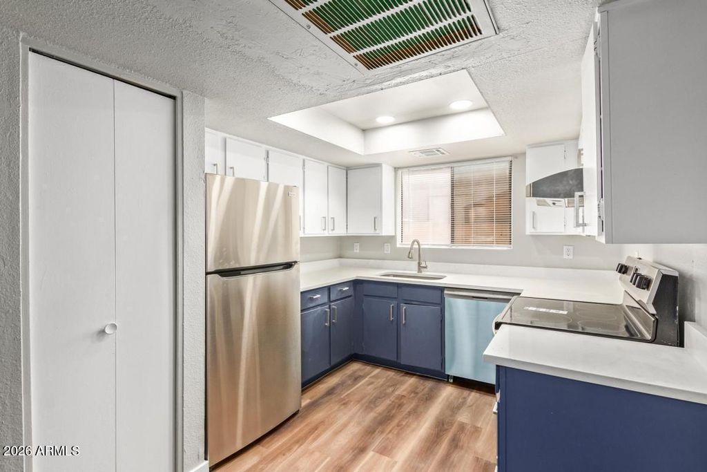 2223 W DORA Street, Mesa, AZ 85201 — photo 5