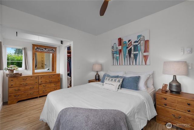 206 Hewitt Avenue, Bremerton, WA 98337