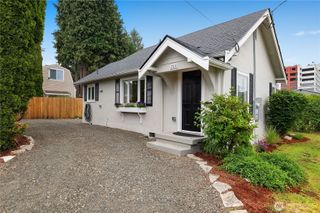 206 Hewitt Avenue, Bremerton, WA 98337
