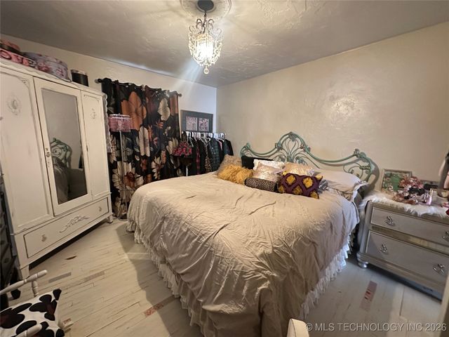 900 W 10th Street, Okmulgee, OK 74447