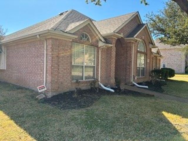 1309 Bradbury Drive, Carrollton, TX 75007