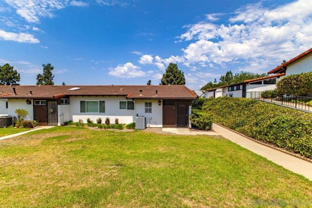 16577 Caminito Vecinos 19, San Diego, CA 92128