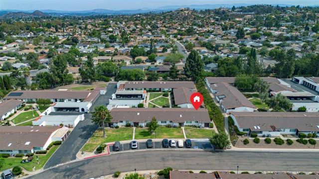 16577 Caminito Vecinos 19, San Diego, CA 92128