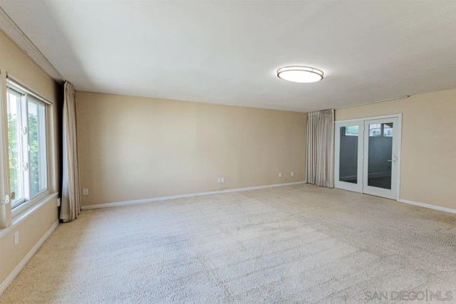 16577 Caminito Vecinos 19, San Diego, CA 92128