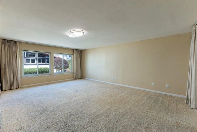 16577 Caminito Vecinos 19, San Diego, CA 92128
