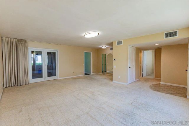16577 Caminito Vecinos 19, San Diego, CA 92128