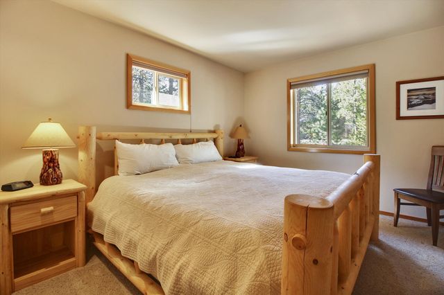 18074 E Butte Lane 20 E. Butte, Sunriver, OR 97707