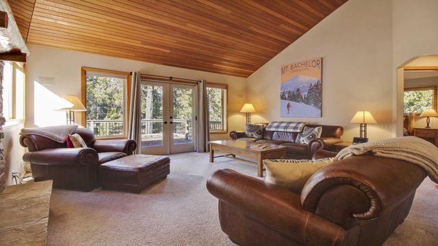 18074 E Butte Lane 20 E. Butte, Sunriver, OR 97707