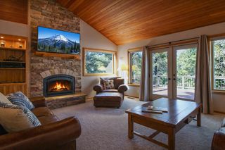 18074 E Butte Lane 20 E. Butte, Sunriver, OR 97707