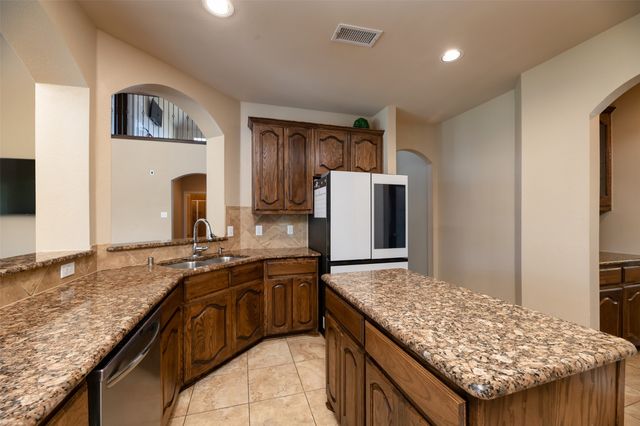 708 Clement Drive, Cedar Hill, TX 75104