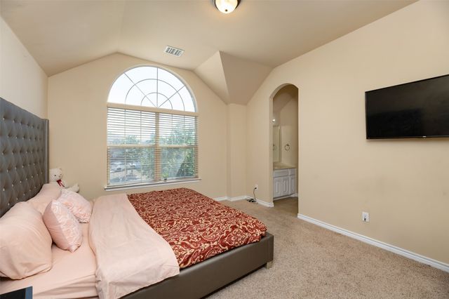 708 Clement Drive, Cedar Hill, TX 75104