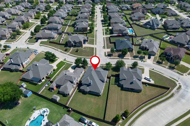 708 Clement Drive, Cedar Hill, TX 75104