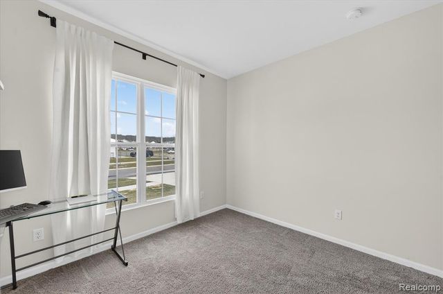 8060 Carston Lane, Brighton, MI 48116