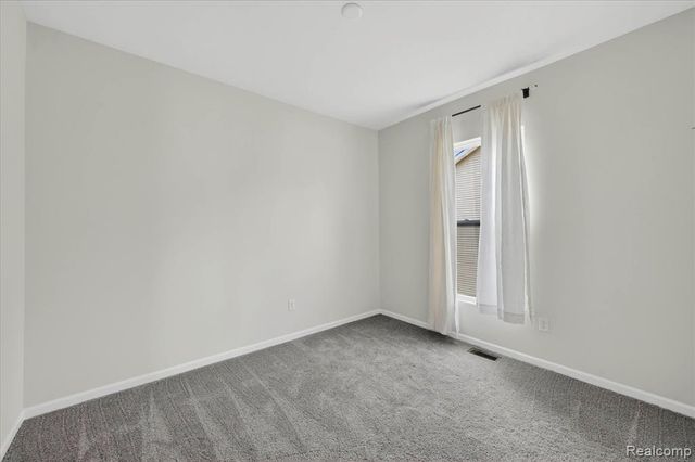 8060 Carston Lane, Brighton, MI 48116