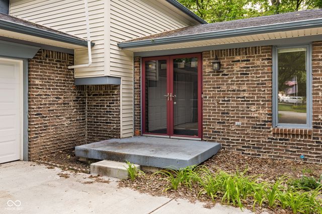 310 S Serenity Way, Greenwood, IN 46142