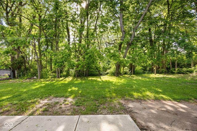 310 S Serenity Way, Greenwood, IN 46142