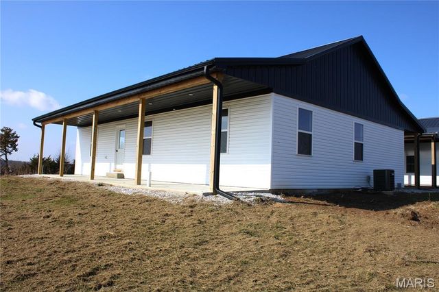 40825 Madison Trl, Perry, MO 63462