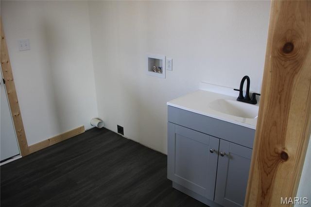 40825 Madison Trl, Perry, MO 63462