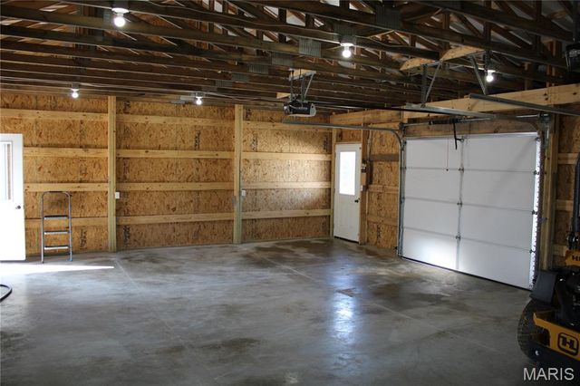 40825 Madison Trl, Perry, MO 63462