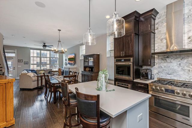 760 N 6th Street, Columbus, OH 43215