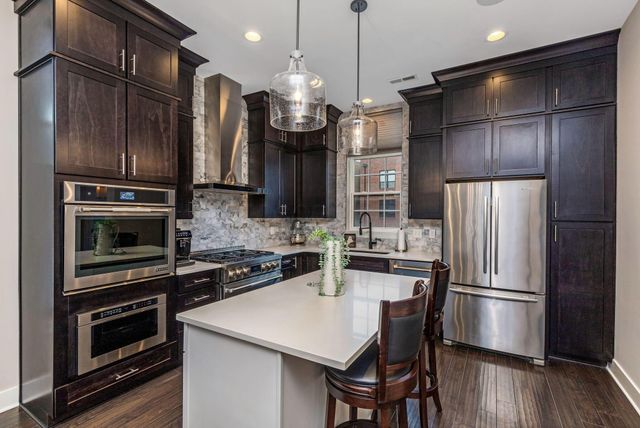 760 N 6th Street, Columbus, OH 43215