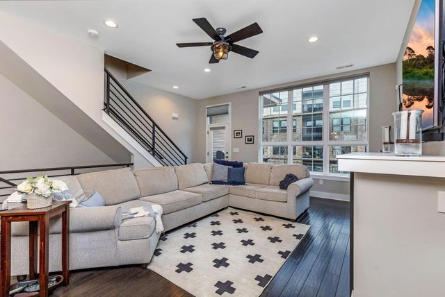 760 N 6th Street, Columbus, OH 43215