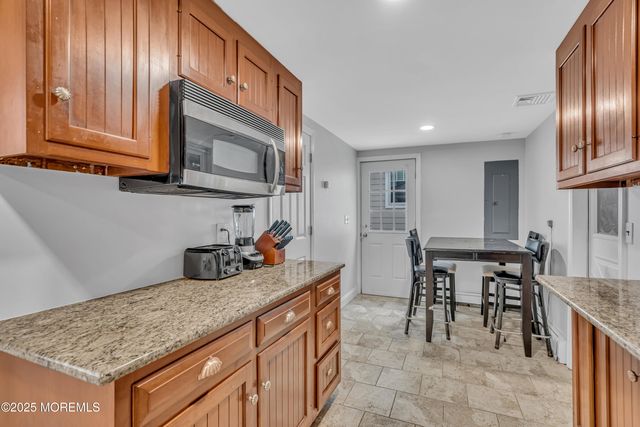 20 Venetian Court, Toms River, NJ 08753
