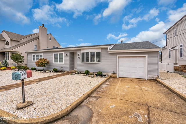 20 Venetian Court, Toms River, NJ 08753