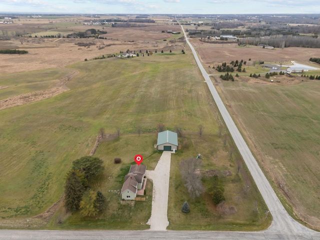 E3709 KROK ROAD, Kewaunee, WI 54216