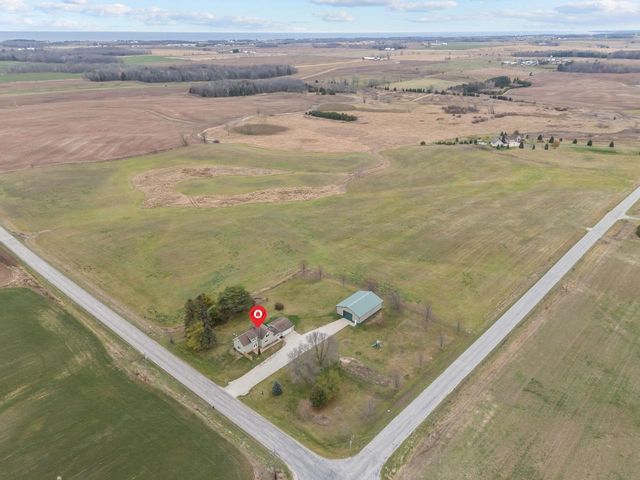 E3709 KROK ROAD, Kewaunee, WI 54216