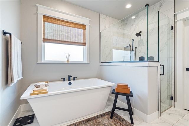 6800 SW Ambient Street, Bentonville, AR 72713