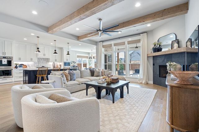 6800 SW Ambient Street, Bentonville, AR 72713