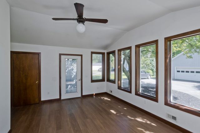 54 Ryan Rd, Northampton, MA 01062