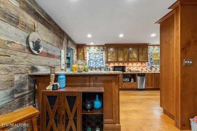 550 Carl Dixon Ln Lane, Gainesboro, TN 38562