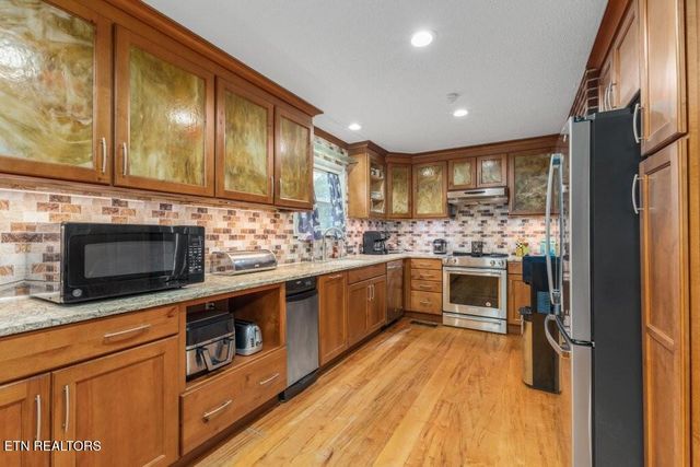 550 Carl Dixon Ln Lane, Gainesboro, TN 38562