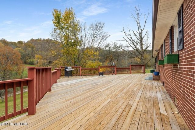 550 Carl Dixon Ln Lane, Gainesboro, TN 38562