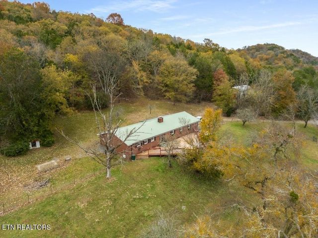 550 Carl Dixon Ln Lane, Gainesboro, TN 38562