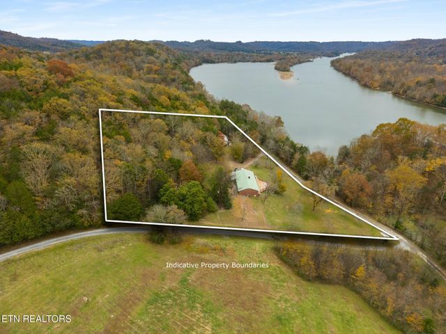 550 Carl Dixon Ln Lane, Gainesboro, TN 38562